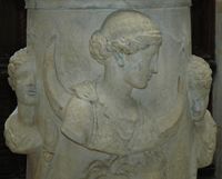 Скульптура Алтарь Селены ( богини Луны ) 