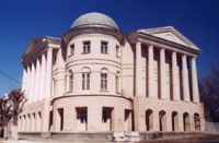 Стиль-ампир, постройка 1812 г. Здание отдела истории